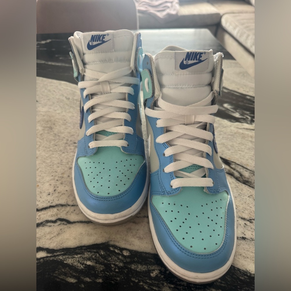 Nike “I Got Next” High-Top Sneakers